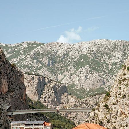 Apartment Vito Omiš Exterior foto